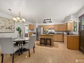 7223 NE 160th Street, Kenmore WA 98028