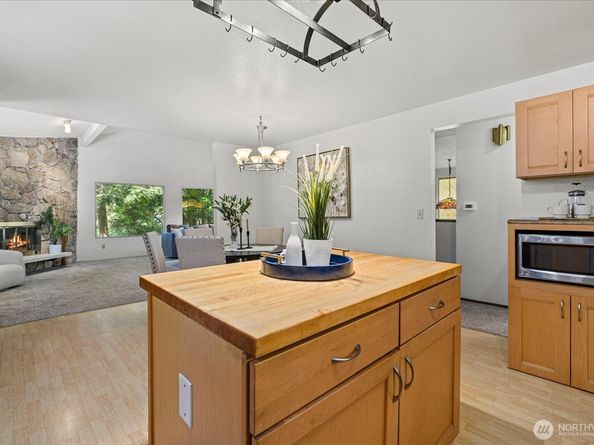 7223 NE 160th Street, Kenmore WA 98028
