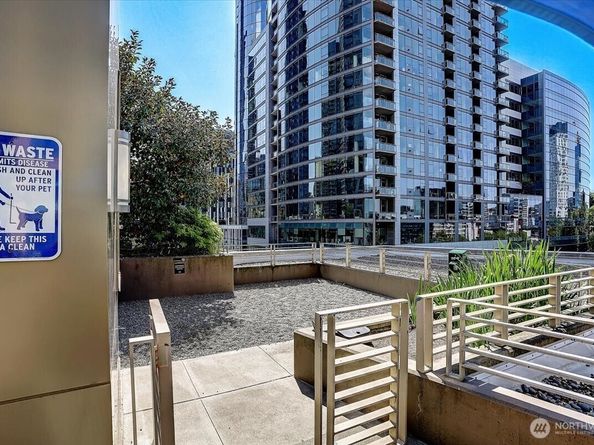 900 Lenora Street W106, Seattle WA 98121