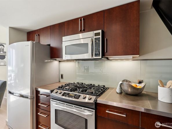 900 Lenora Street W106, Seattle WA 98121