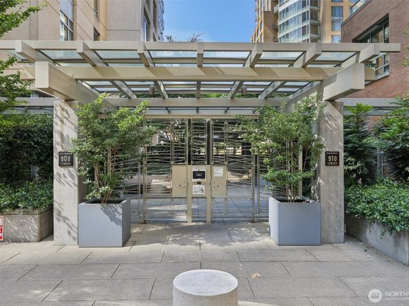 900 Lenora Street W106, Seattle WA 98121