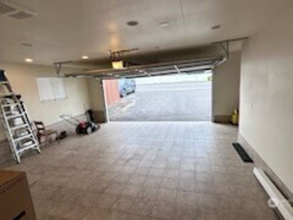 19604 108th Avenue SE, Kent WA 98055