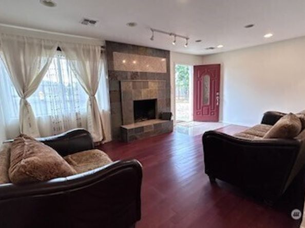 19604 108th Avenue SE, Kent WA 98055