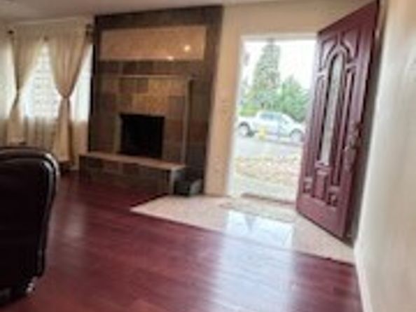 19604 108th Avenue SE, Kent WA 98055