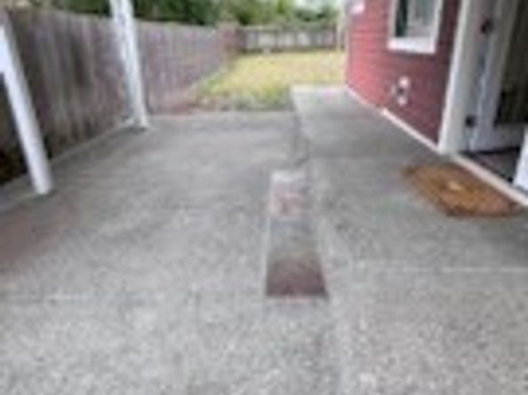 19604 108th Avenue SE, Kent WA 98055