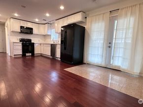 19604 108th Avenue SE, Kent WA 98055