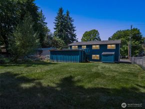 11822 10th Avenue S, Seattle WA 98168