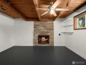 11822 10th Avenue S, Seattle WA 98168