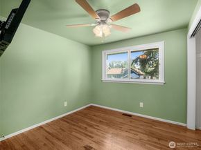 11822 10th Avenue S, Seattle WA 98168