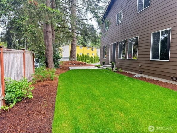 5842 186th Place SW, Lynnwood WA 98037