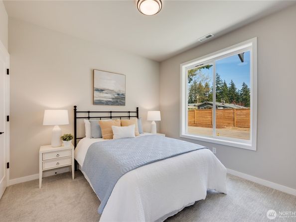 5842 186th Place SW, Lynnwood WA 98037