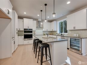 5842 186th Place SW, Lynnwood WA 98037