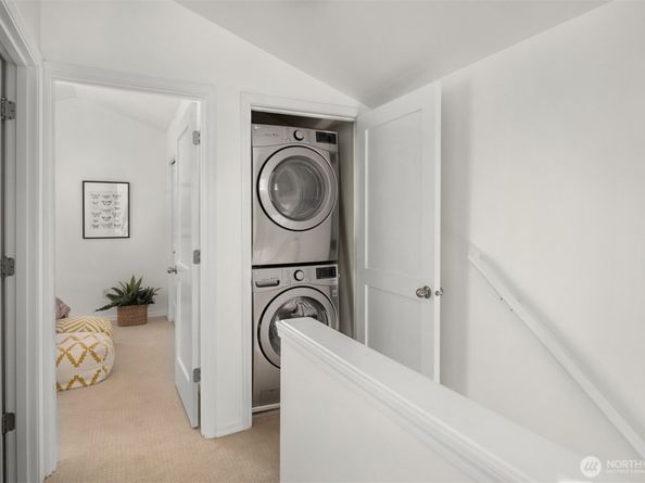 9033 18th Avenue SW A, Seattle WA 98106