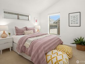 9033 18th Avenue SW A, Seattle WA 98106