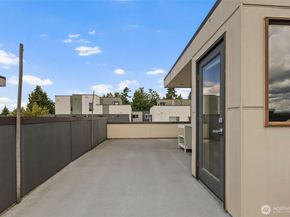 3617 1st Avenue NW C, Seattle WA 98107