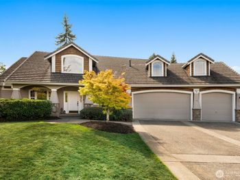 8425 Smugglers Cove Lane SW