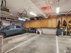 2400 E Howell Street G, Seattle WA 98122