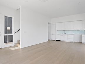 1112 26th Avenue B, Seattle WA 98122