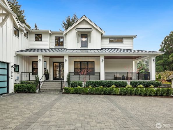 10906 SE 28th Street, Bellevue WA 98004