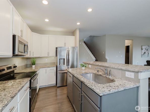 19619 Halden Court NE, Poulsbo WA 98370