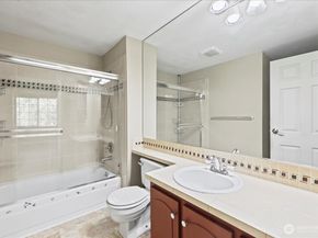 15600 116th Avenue NE A2, Bothell WA 98011