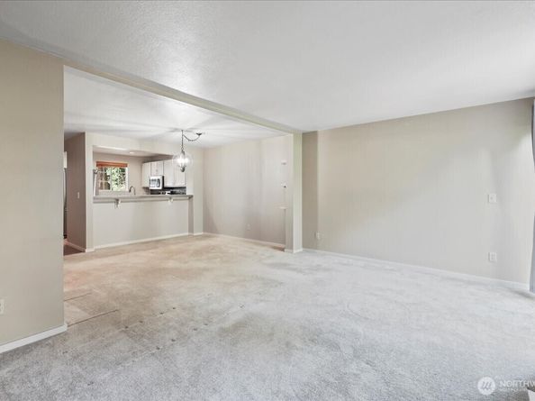 15600 116th Avenue NE A2, Bothell WA 98011