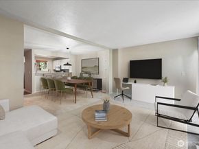 15600 116th Avenue NE A2, Bothell WA 98011