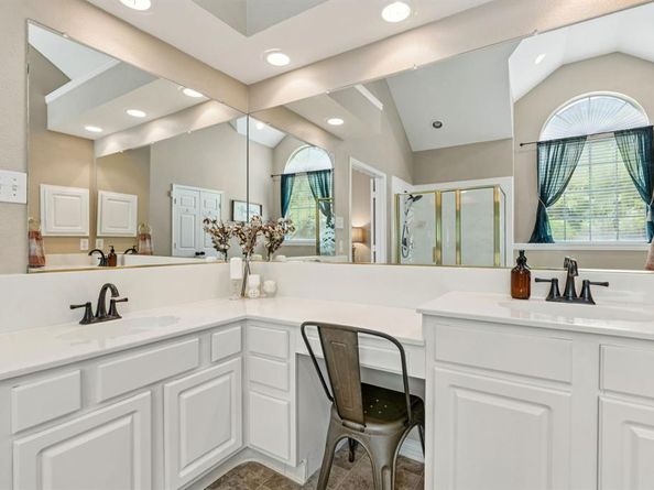 5437  Yellowstone Trail , Fort Worth Texas 76137