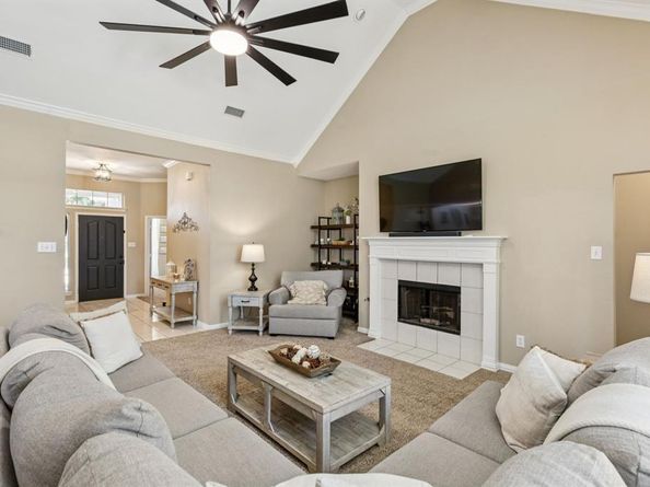 5437  Yellowstone Trail , Fort Worth Texas 76137