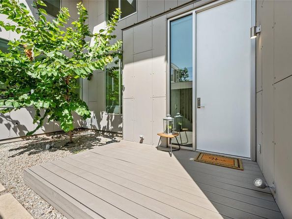 2304  Annex Avenue , Dallas Texas 75204
