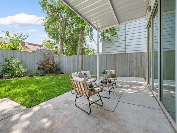 2304  Annex Avenue , Dallas Texas 75204