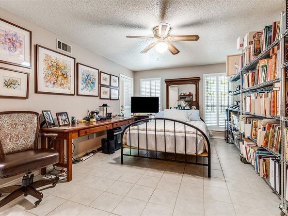 8927  Groveland Drive , Dallas Texas 75218