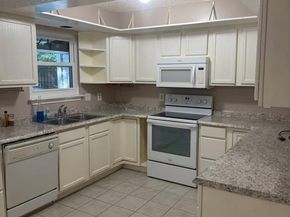 8927  Groveland Drive , Dallas Texas 75218