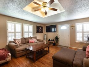 1315  Aldenwood Drive , Dallas Texas 75232