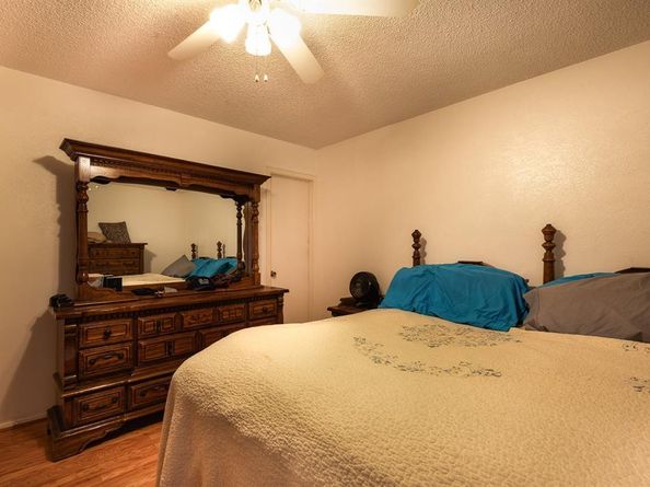 1315  Aldenwood Drive , Dallas Texas 75232