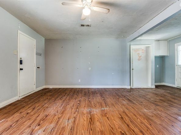 1540  Murray Drive , Garland Texas 75042