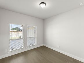 516  Big Lake  , DeSoto Texas 75115