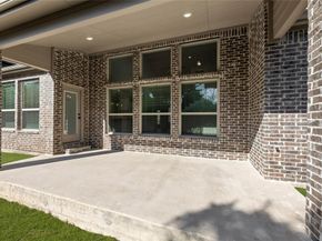 516  Big Lake  , DeSoto Texas 75115