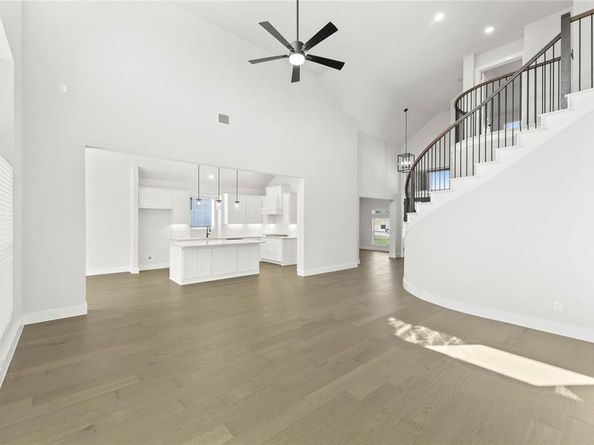 516  Big Lake  , DeSoto Texas 75115