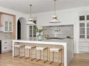 10248  Sherbrook Lane , Dallas Texas 75229