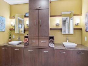 1004  Usher Street , Benbrook Texas 76126