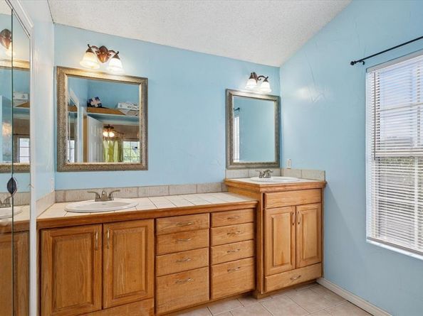 2528  Creekwood Lane , Fort Worth Texas 76123