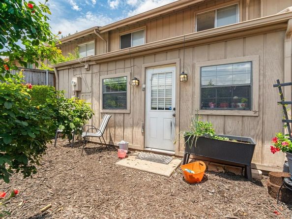 11926  Leisure Drive , Dallas Texas 75243