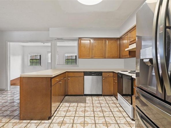 11926  Leisure Drive , Dallas Texas 75243
