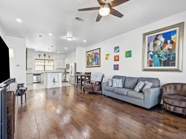 638  Arbol  , Irving Texas 75039