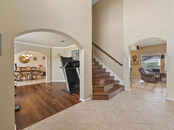 1230  Donegal Lane , Garland Texas 75044
