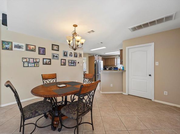 1230  Donegal Lane , Garland Texas 75044