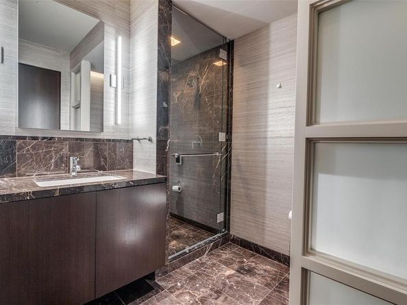 1918  Olive Street  1603, Dallas Texas 75201