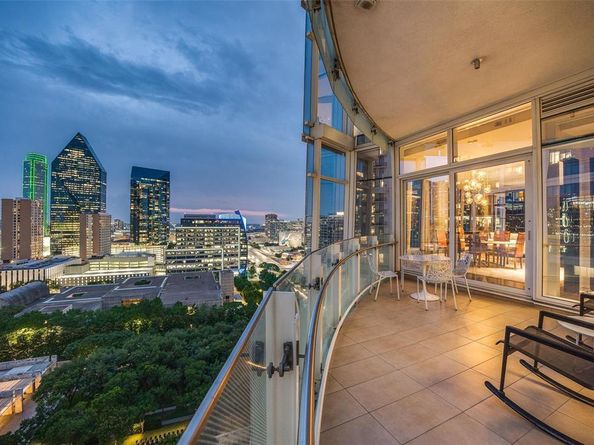1918  Olive Street  1603, Dallas Texas 75201