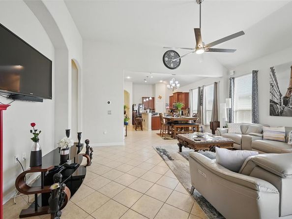 1616  Nightingale Drive , Aubrey Texas 76227